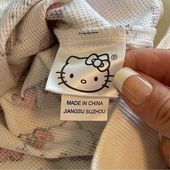 Sanrio Hello Kitty x Dumbgood Cream Red Waffle-Knit Cardigan w Strawberry & HK L - Picture 7 of 13